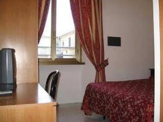 Hotel Euro Quiris Roma Dış mekan fotoğraf